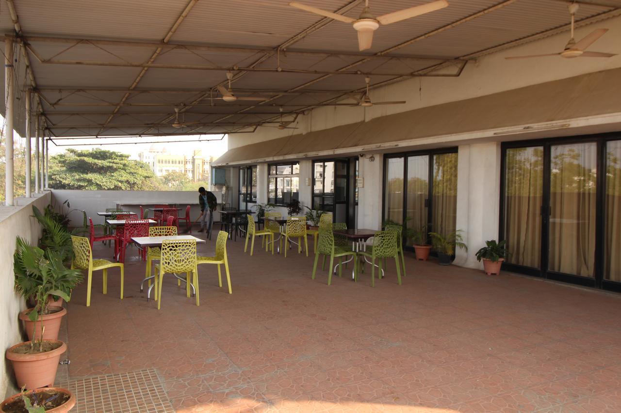 Hotel Girnar Evrengabad Dış mekan fotoğraf